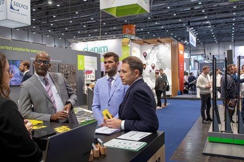 比利时太阳能光伏及储能展览会展会现场图片