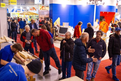 捷克布拉格太阳能光伏展展会现场图片