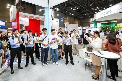 韩国氢能、太阳能、核能展展会现场图片