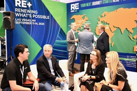 美国西雅图太阳能光伏及储能展览会展会现场图片