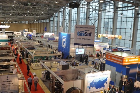 俄罗斯LNG、天然气设备和运输车辆展览会展会现场图片