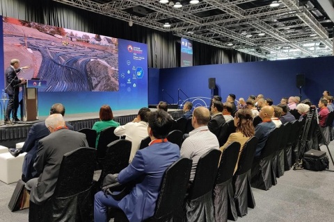 马来西亚亚洲石油天然气展览会展会现场图片