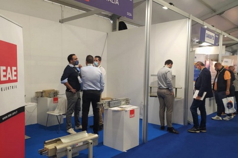 意大利离岸石油展览会展会现场图片