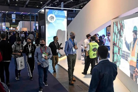 阿根廷布宜诺斯艾利斯石油天然气展览会展会现场图片