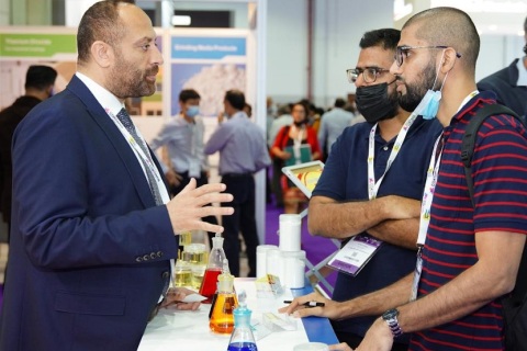 中东迪拜涂料展览会展会现场图片