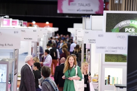 法国巴黎气雾剂和点胶系统展览会展会现场图片