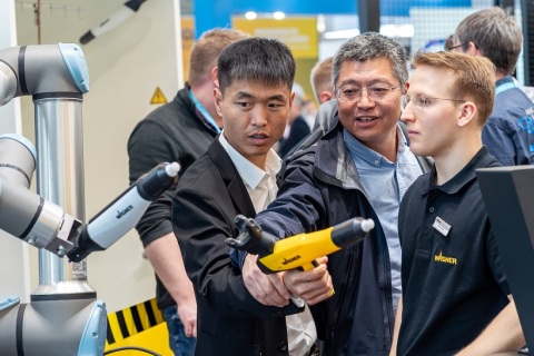 德国卡尔斯鲁厄涂料展览会展会现场图片