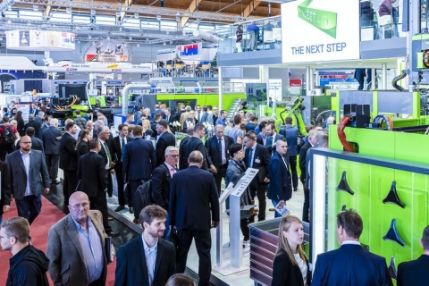 德国腓特烈港塑料展览会展会现场图片