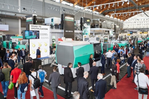 德国腓特烈港塑料展览会展会现场图片