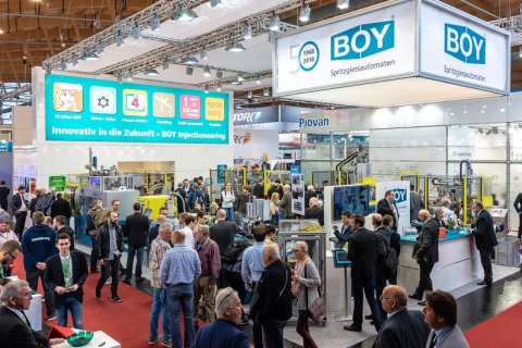 德国腓特烈港塑料展览会展会现场图片