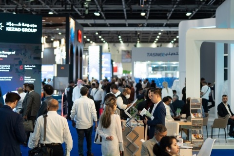 中东迪拜塑料橡胶展览会展会现场图片