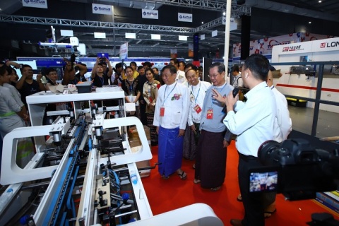 缅甸仰光橡塑和印刷包装展览会展会现场图片