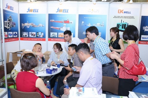 越南河内塑料橡胶展览会展会现场图片