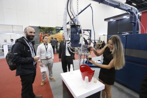 巴西圣保罗复合材料及聚氨酯展览会展会现场图片