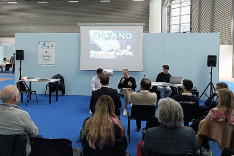 意大利复合材料展览会展会现场图片