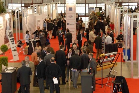 西班牙复合材料展览会展会现场图片