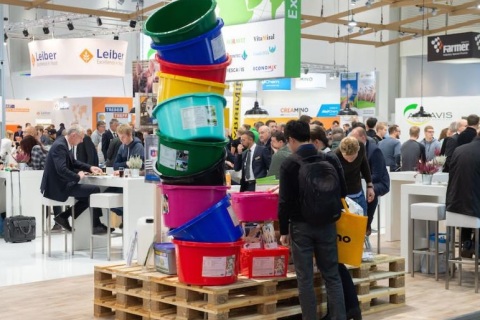 德国汉诺威分布式能源展览会展会现场图片