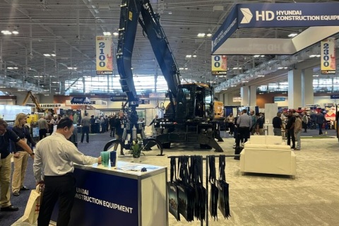 美国废料回收工业展览会展会现场图片