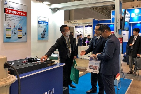 日本铁路轨道交通展览会展会现场图片