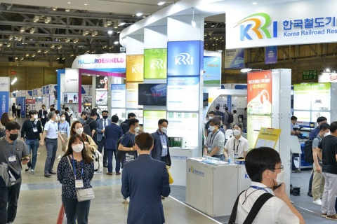 韩国釜山轨道及交通运输展览会展会现场图片