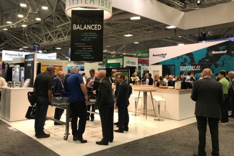 美国轨道交通铁路展览会展会现场图片