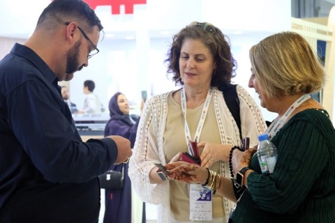 中东阿布扎比铁路交通、轨道交通展览会展会现场图片