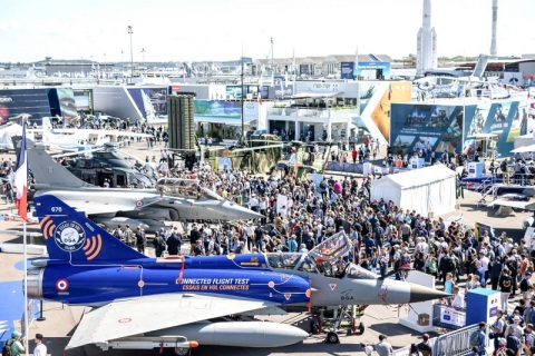 法国巴黎航空航天展览会展会现场图片