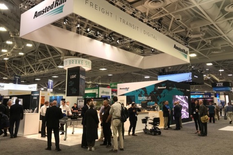美国轨道交通铁路展览会展会现场图片