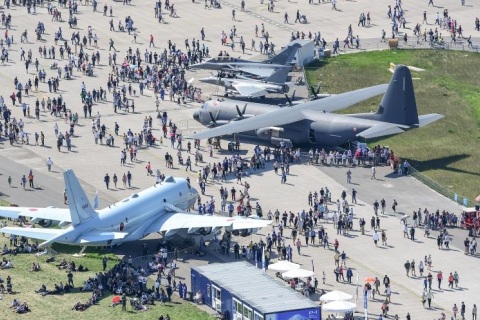 德国柏林航空航天展览会展会现场图片