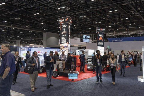 美国公务航空展览会展会现场图片