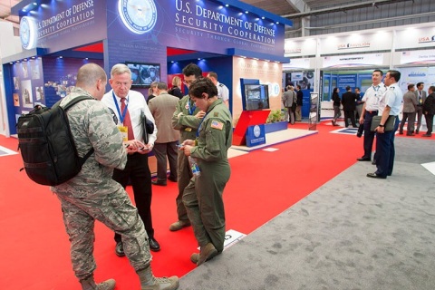 智利圣地亚哥航空展览会展会现场图片