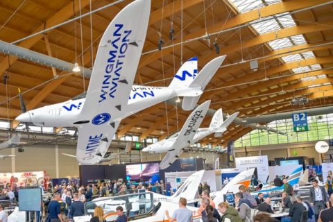 德国腓特烈港航空展览会展会现场图片