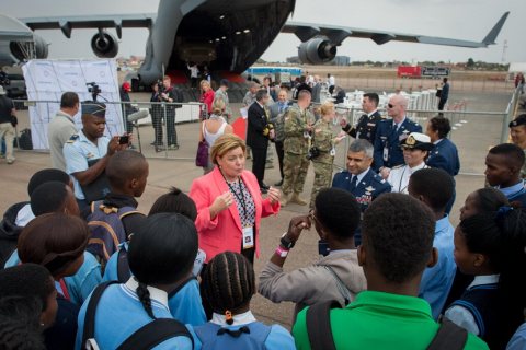 南非开普敦航空及国防展览会AAD展会现场图片