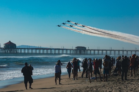 美国海上航空展展会现场图片