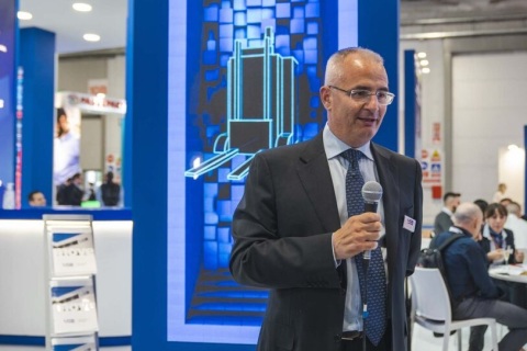 意大利米兰运输物流展览会展会现场图片