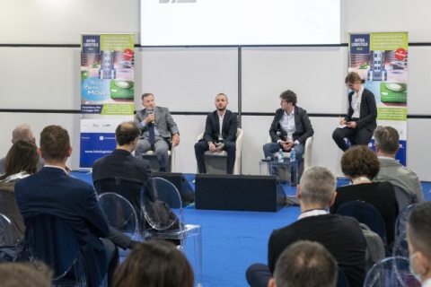 意大利米兰运输物流展览会展会现场图片