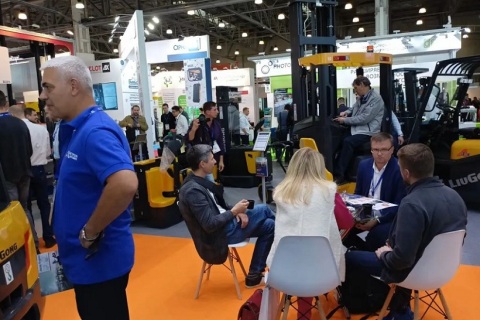 俄罗斯莫斯科运输物流展览会展会现场图片