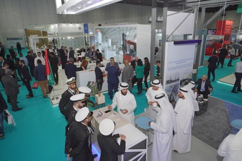 中东迪拜件杂货运输展览会展会现场图片