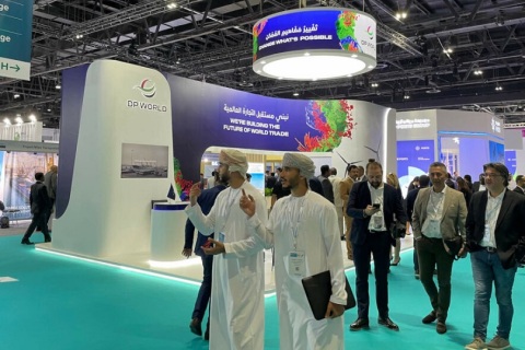 中东迪拜件杂货运输展览会展会现场图片