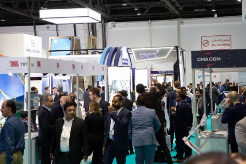 中东迪拜件杂货运输展览会展会现场图片