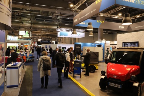 荷兰欧洲邮政快递展览会展会现场图片