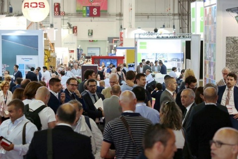 西班牙巴塞罗那运输物流展览会展会现场图片