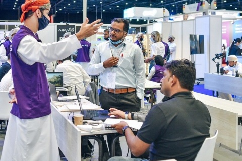 中东迪拜运输物流展览会展会现场图片