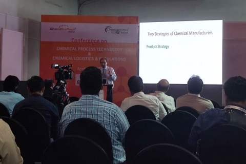 印度孟买化学品仓储物流展览会展会现场图片