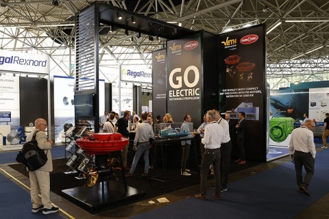 美国电动及混合动力船舶游艇展览会展会现场图片