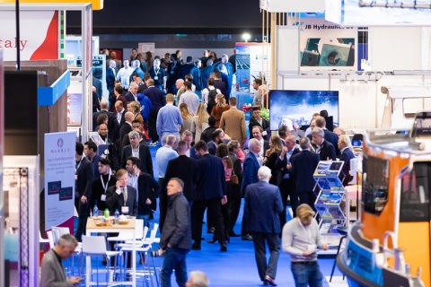 美国电动及混合动力船舶游艇展览会展会现场图片