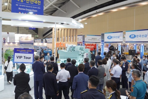 韩国仁川海事及游艇展览会展会现场图片