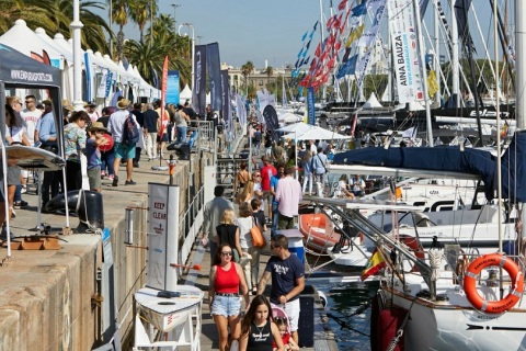 西班牙巴塞罗那游艇展览会展会现场图片