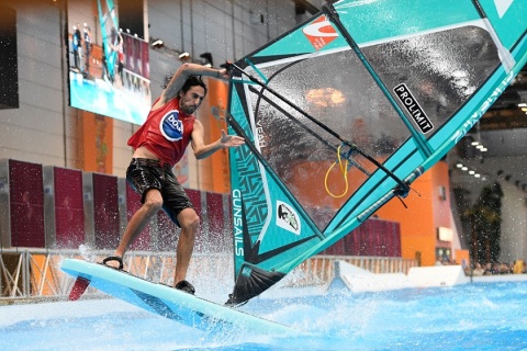 德国杜塞尔多夫游艇及水上运动展览会展会现场图片