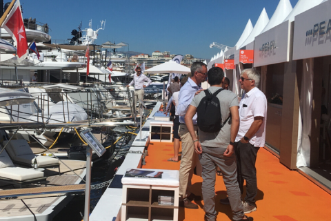 法国戛纳游艇展览会展会现场图片